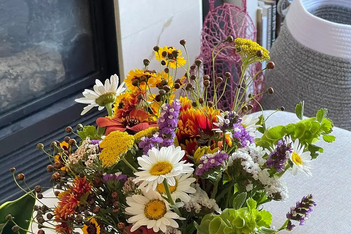 How to Make a Bouquet Last Longer Without Flower Food shown in a clean flower-care setup